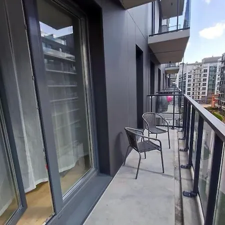 Green Apartment Wroclaw Exterior photo